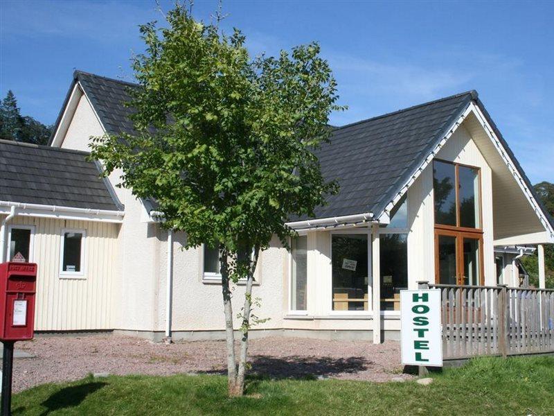 Bcc Loch Ness Hostel Bearnock Eksteriør billede